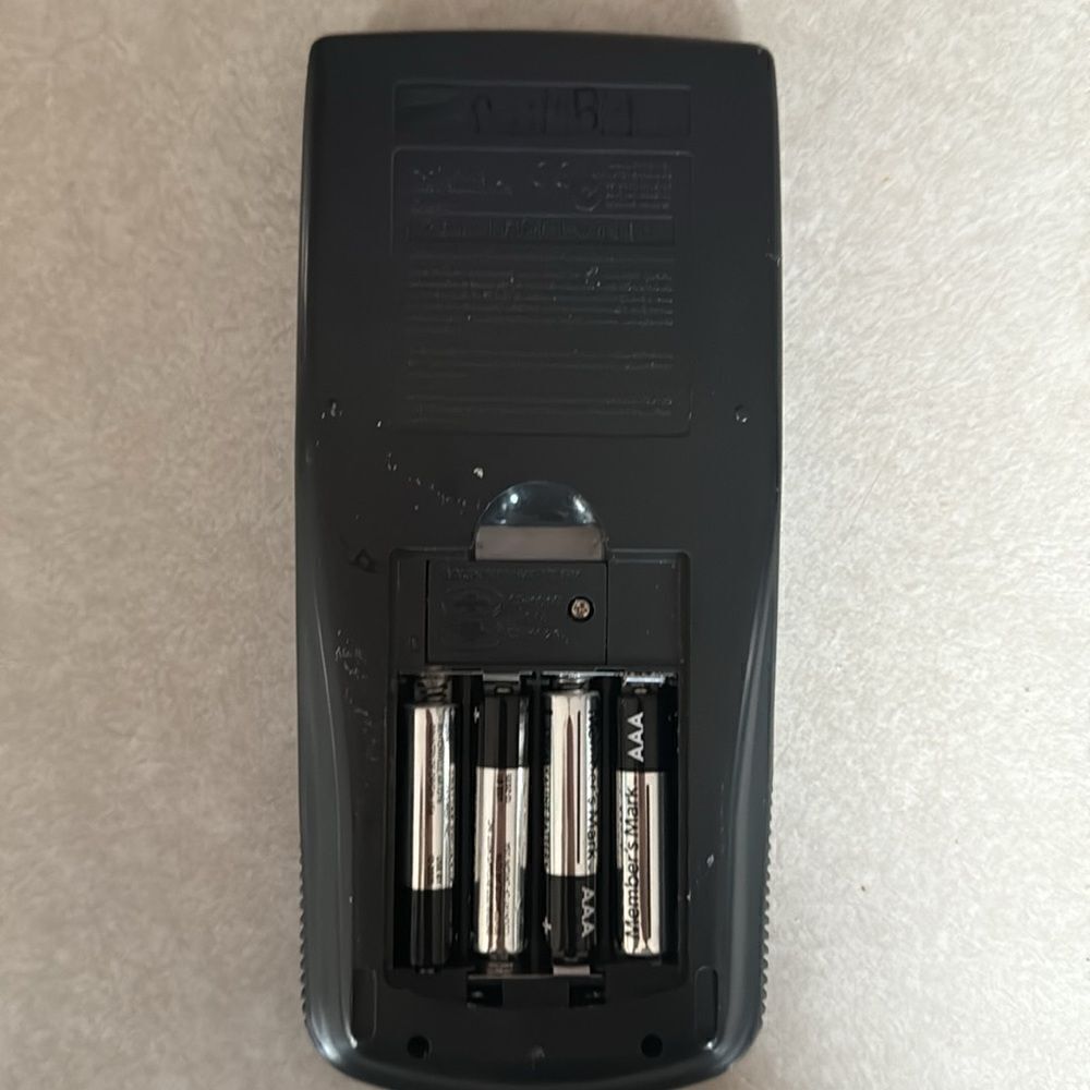 Texas Instruments TI-83 Graphing Calculator - Picture 3 of 7